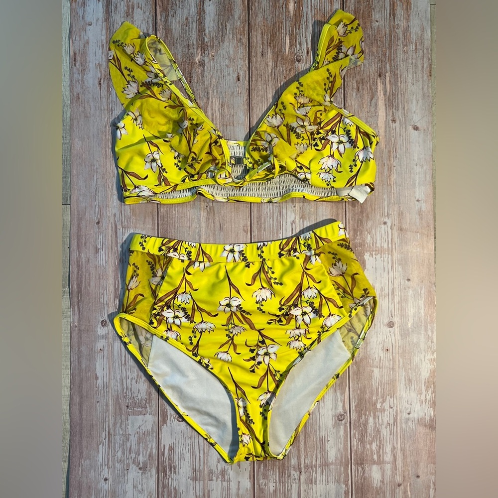 DAVI & DANI Yellow Floral Swimwear